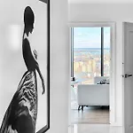 شقة White Sky 20 Hanza Tower- Free Parking *