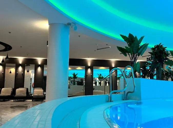 アパート White Sky 20 Hanza Tower- Free Parking シュチェチン